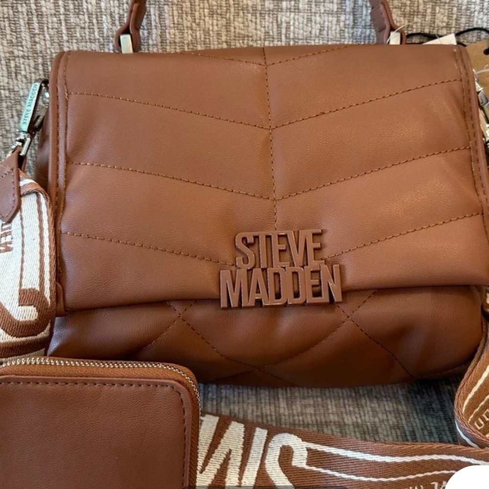 STEVE MADDEN CROSSBODY BAG